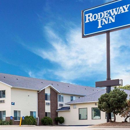 Rodeway Inn Cedar Rapids Exterior foto